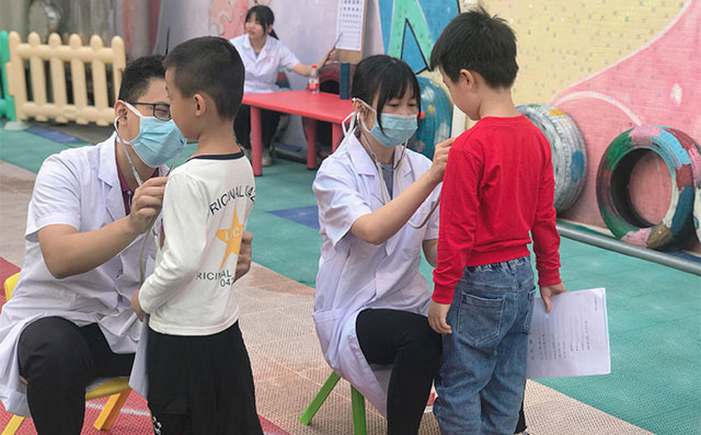 济南市儿童医院为幼儿园义诊？高效快捷晨午检还可以这样做